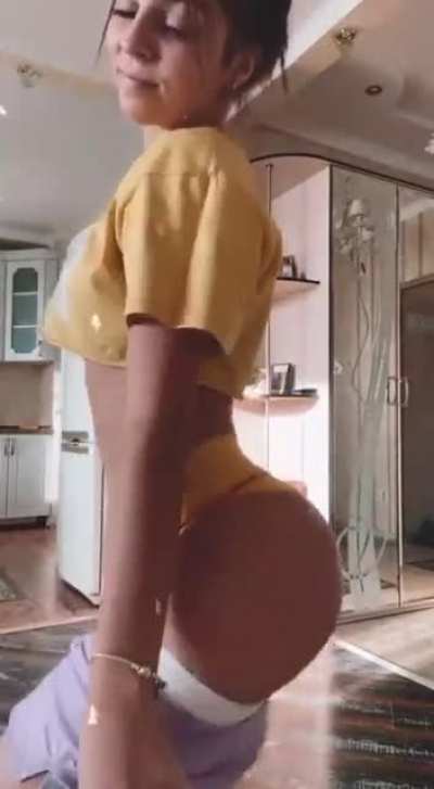 Miss mini