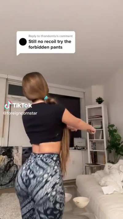 Jiggles For Days 😍 👏