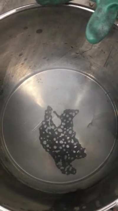 This is what happens when you pour liquid nitrogen into a dirty container