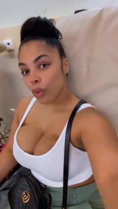 those boobs man