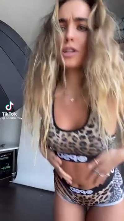 Sommer Ray
