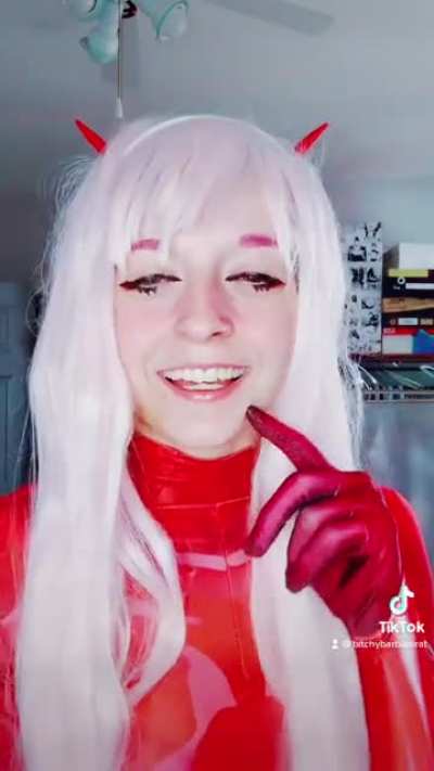 Anyone like the aheago face and cosplay? 😈💕