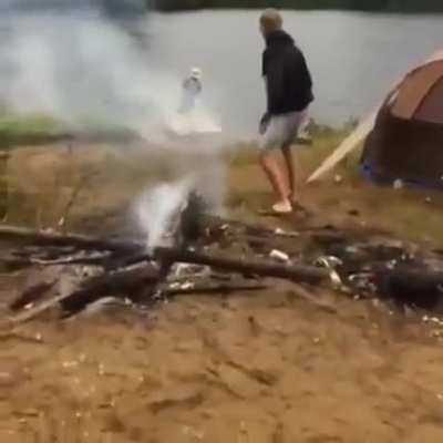OooF SAVAgE fIRe GoLf duDe LOoKS So COoL