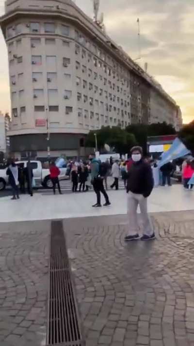 Desenmascarando la mentira de C5N y su táctica para mostrar una manifestación vacía