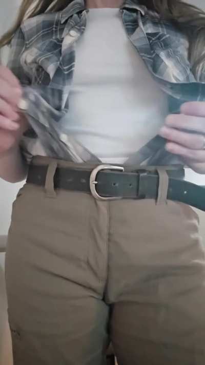 Unbuckle me.