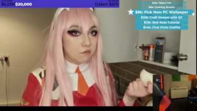 02 cosplayer turns into a pickled onion