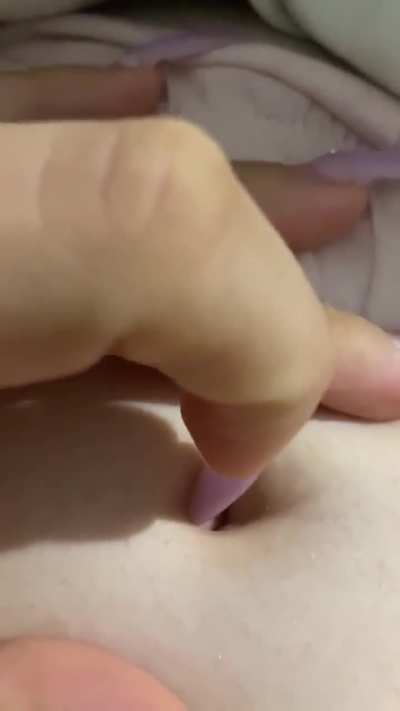 navel fingering