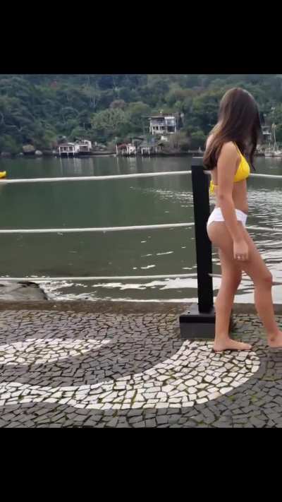 Bikini 