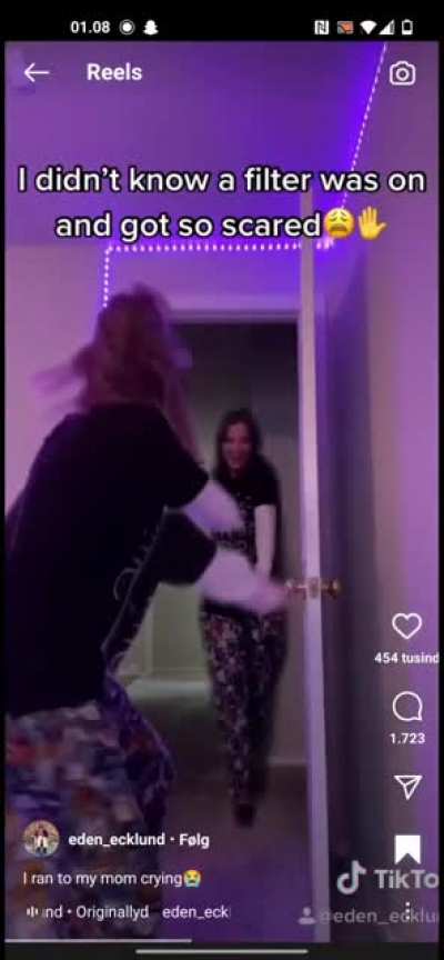Yea, totally didn't put the filter on and then pretend to get scared...