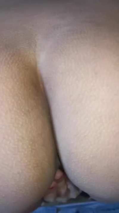 (FM) You want a peak under my hotpants?