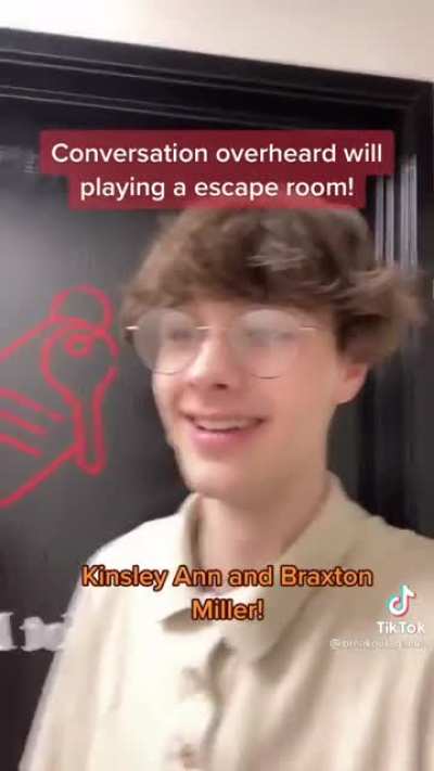 Escape room conversations