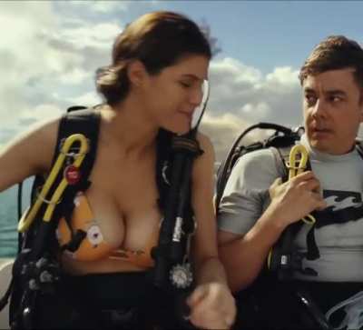 Alexandra Daddario's Cleavage
