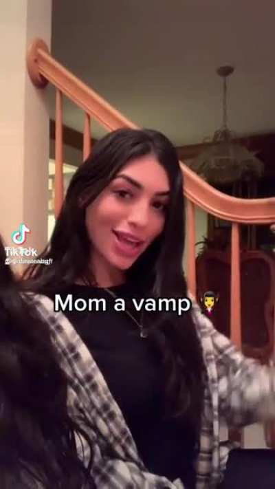 W mom 🧛‍♀️