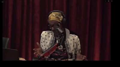 Snoop Dogg roaster Norge på Joe Rogans podcast mtp cannabis