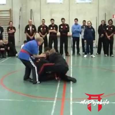 No touch knockout