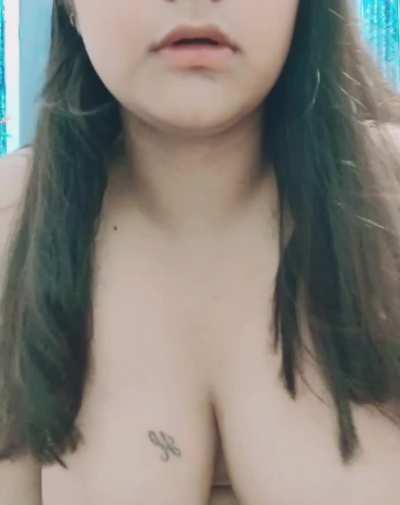 Onii Chan 😋! Follow me on my instagram @cute_skoolrndi for premium and delicious services 😋💖
