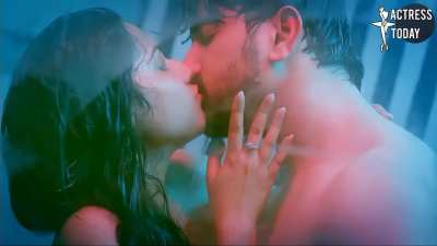 Reem Sameer Shaikh hot scene compilation from new song