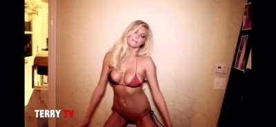 Maybe the hottest video ever