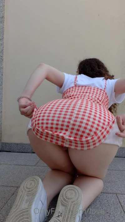 Hit it from the back 🤤 Full album bellow