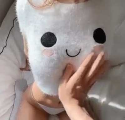 Makissse getting felt up