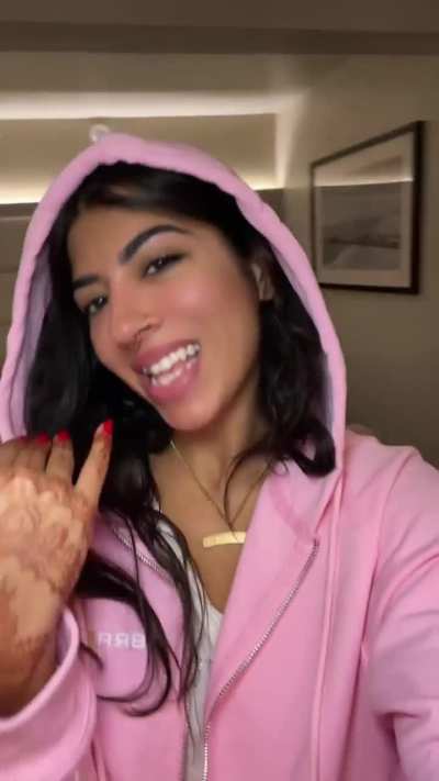 Jasmine (@jas<wbr>mines<wbr>herni<wbr>_)