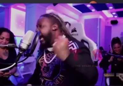 T-Pain gets mad at people making the same song over and over again