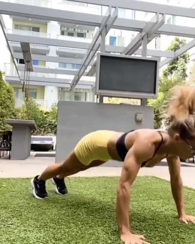 @sarah.annne