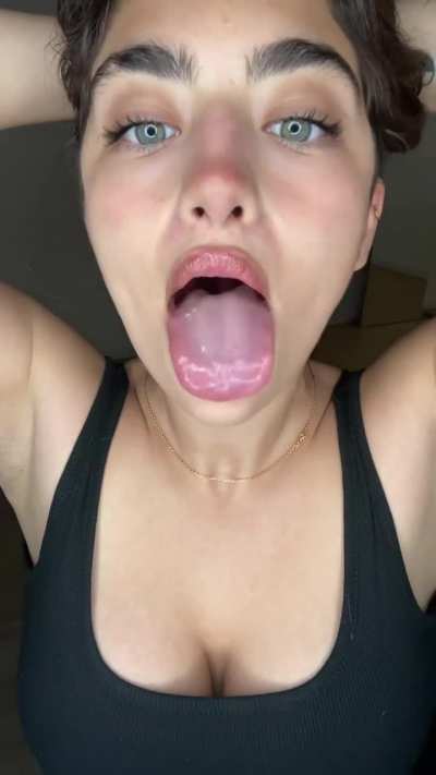 She will give you a nice bj 