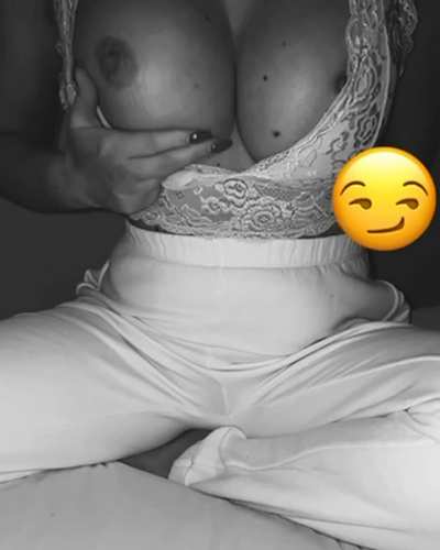 Do you like my nipples? 😘😏