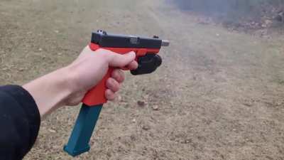 Magdumping a 3D printed mag in my 3D printed Glock