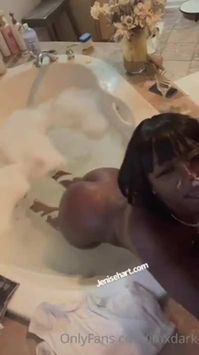 Bathtub Facial
