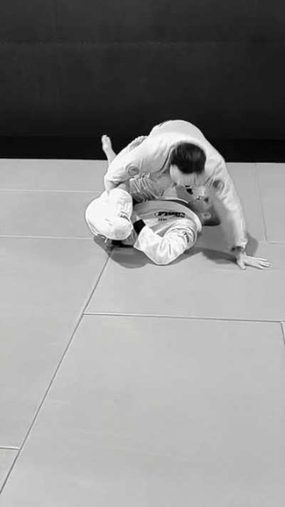 Spider to lasso guard sweeps. What's your favourite?