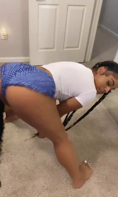 Cheeky twerk ok then 