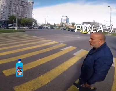 Sa te dai cu bicicleta sau parfum?