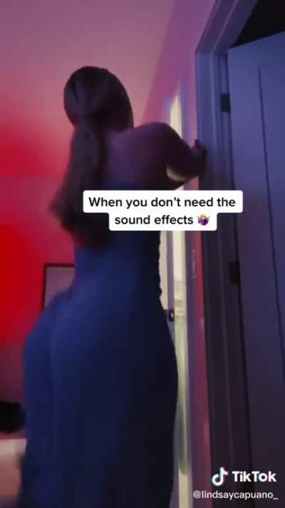 Lindsay ass clap