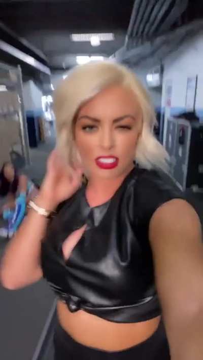 Mandy's model face