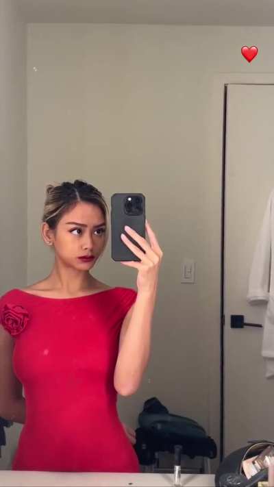 Ylona Garcia
