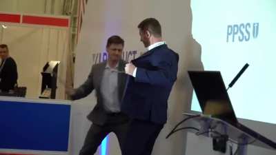 Body-armour company demonstrates their “stab protection” vest 😳