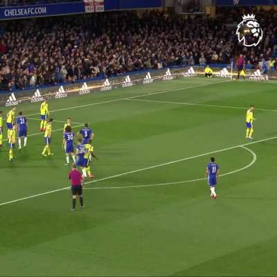 More of this mood, atmosphere and performance please 💙