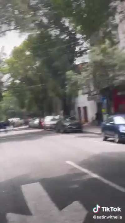 Expat se asusta por terremoto en CDMX
