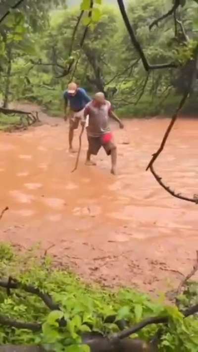 RKO OUTTA NOWHERE