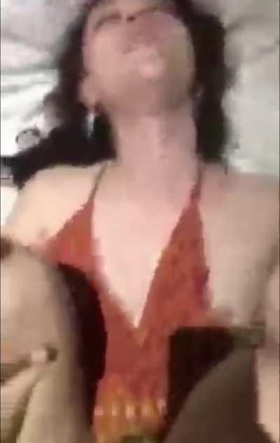 r/The<wbr>Sunny<wbr>Playh<wbr>ouse: White girl gets hit.