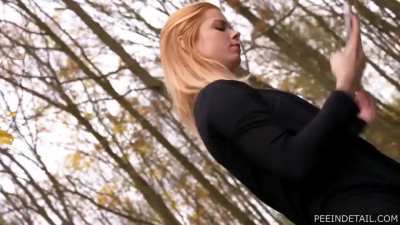 Unplanned Stop - Alena Valkova & Lenka Vyskocilova (PeeInDetail)