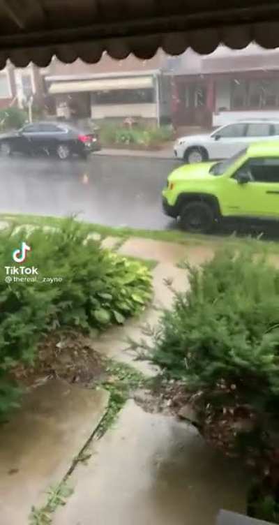 That rain must be busssin bussin