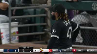 [Highlight] [Highlight] Andres Gimenez with an RBI bunt-single down the third base-line to put the Guardians up 1-0