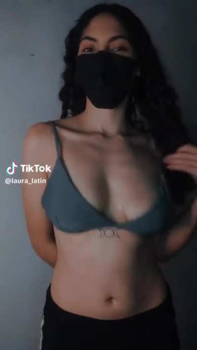 @laura_latin