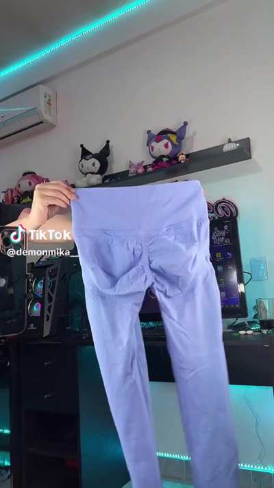 @demonmika__