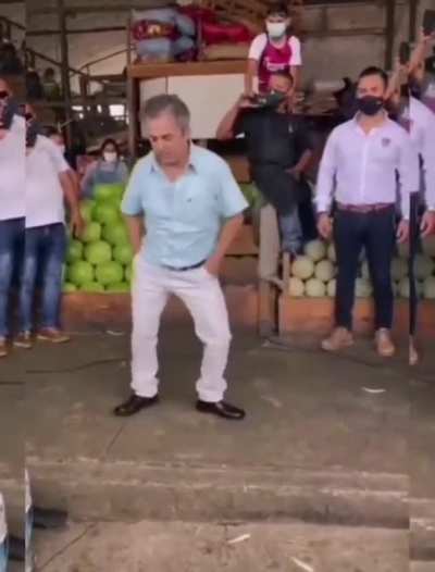 Abue😳