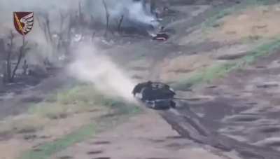 Another Russian armored assault is getting repelled by Ukrainian soldiers of the 79th Air Assault Brigade. 