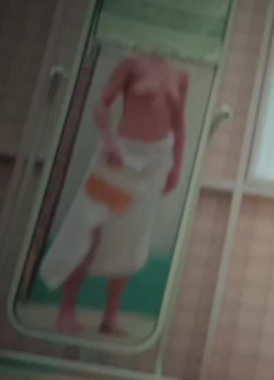 Scarlett Johan<wbr>ssonâ<wbr>s brief full frontal in new movie âAsteroid Cityâ